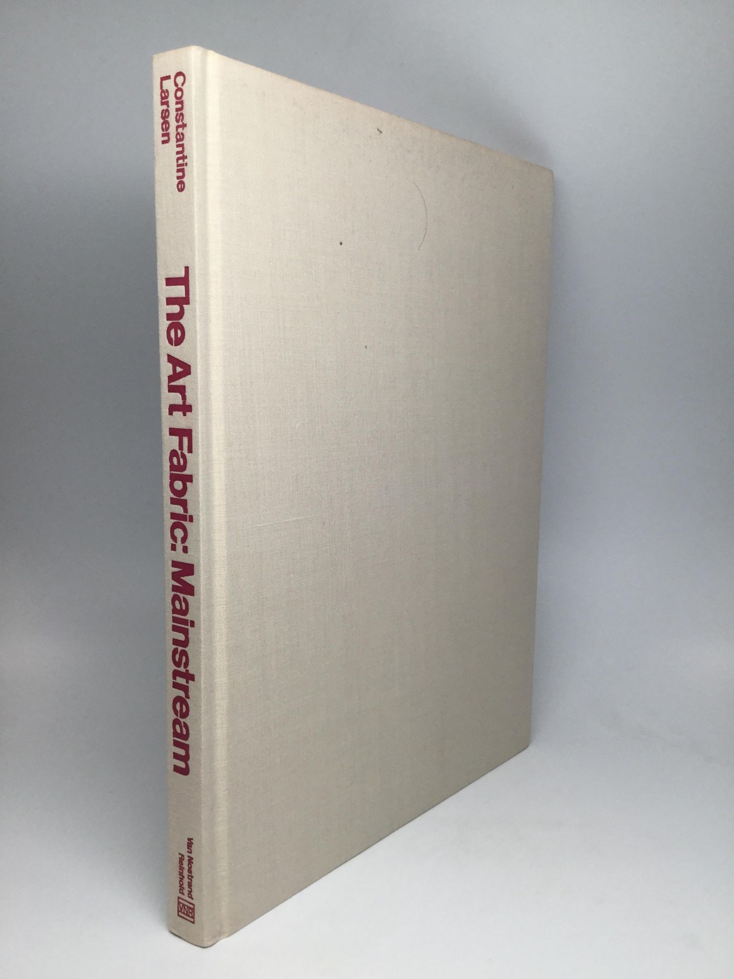 THE ART FABRIC: Mainstream | Mildred Constantine, Jack Lenor