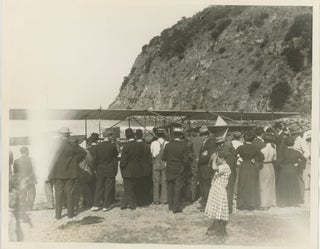 CATALINA ISLAND AND THE AIR AGE